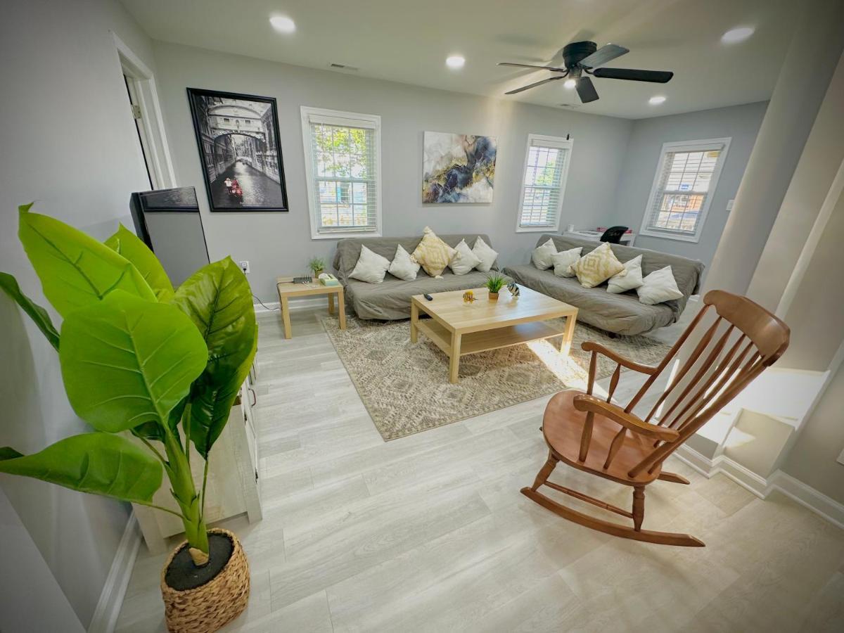 Cottage In Heart Of Colonial Beach, 7 Mins Walk To The Beach Extérieur photo